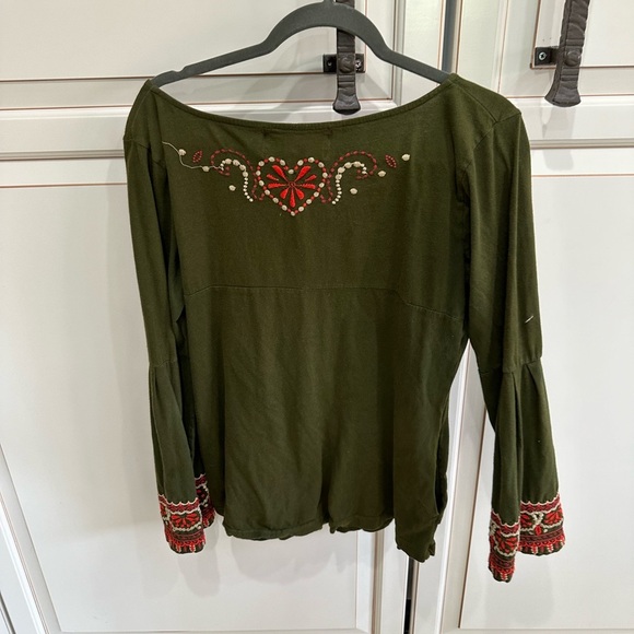 Johnny Was Sheesoh Blouse in Olive Green - Picture 5 of 6